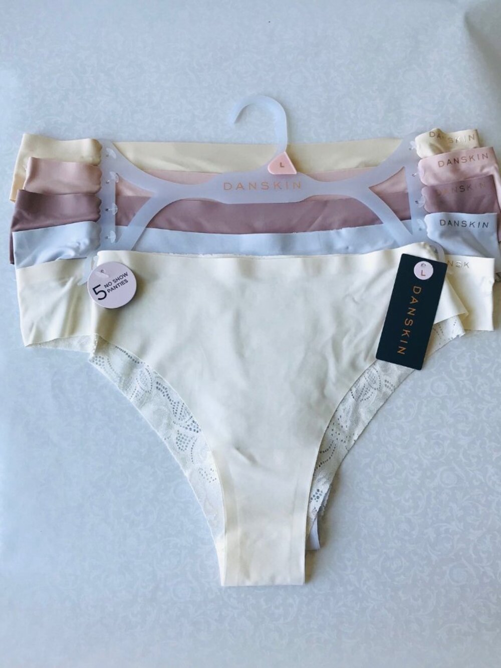 Danskin Intimates  No Show Panties  5 set  Size : L